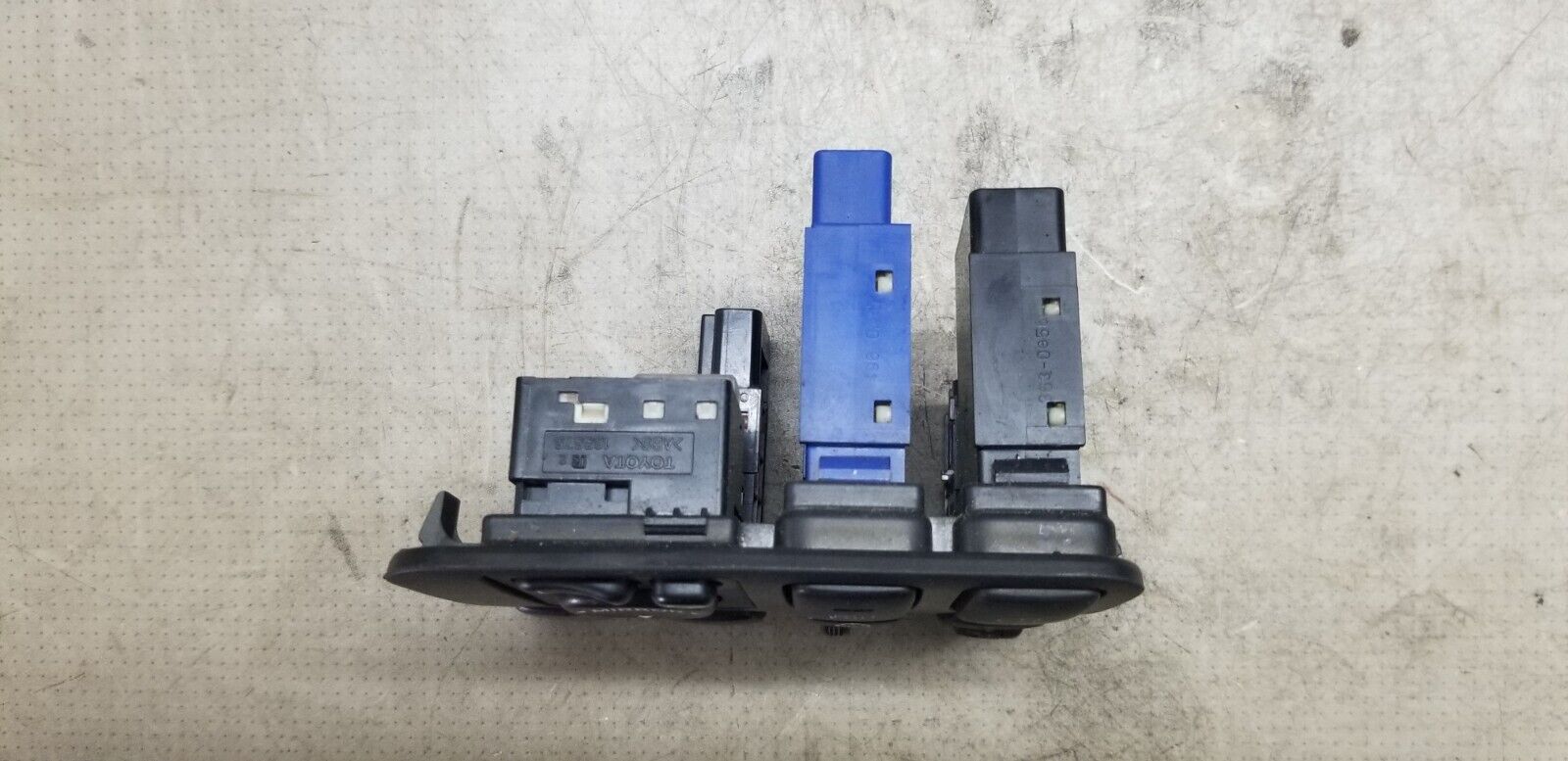 2005 Toyota Land Cruiser 3.0 Lwb Lc5 Auto Switch Panel Mirror Adjust |O - Image 6