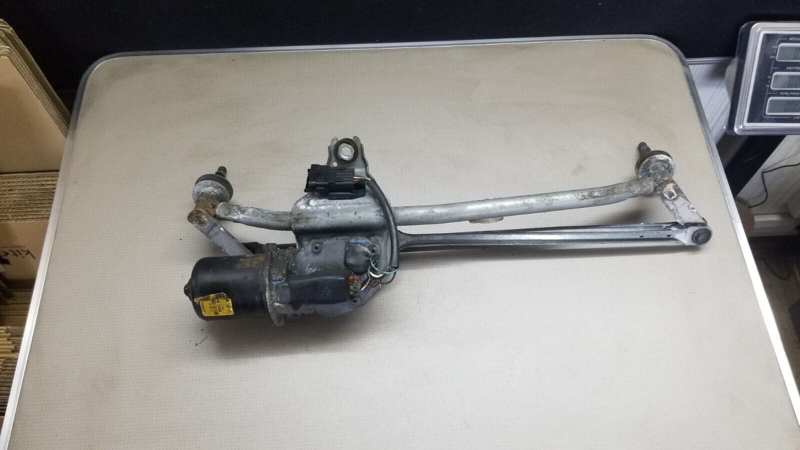 2010 RENAULT TRAFIC Valeo Front Wiper Motor With Linkage 53554102 - Image 3