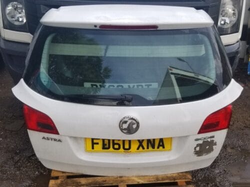 2011 Vauxhall Astra Exclusiv CDTI Door Hatchback Tailgate