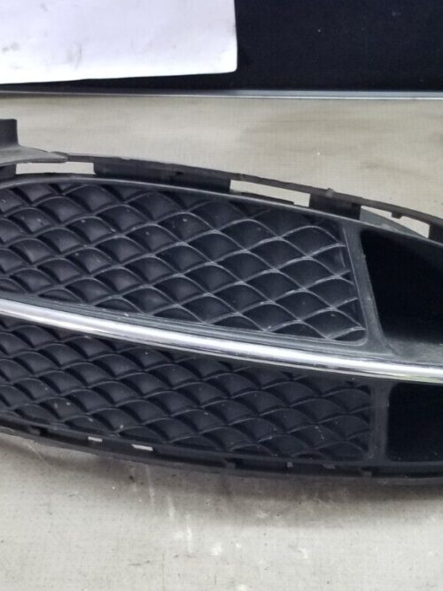 2015 Mercedes E-Class E220 Estate W212 Right Side Lower Bumper Grill