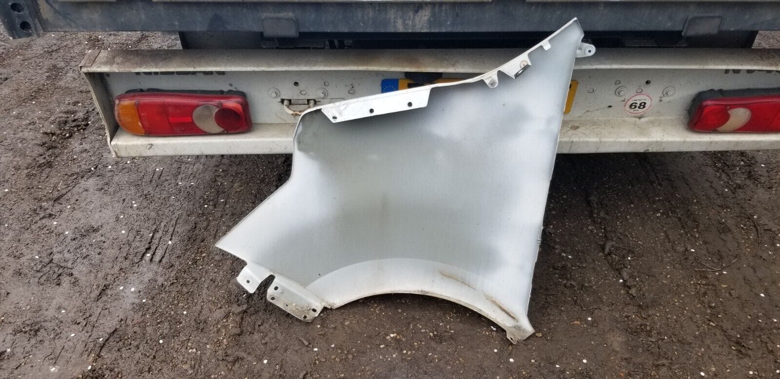 Nissan NV400 Front Right Driver Side Wing White 2015 - Image 3