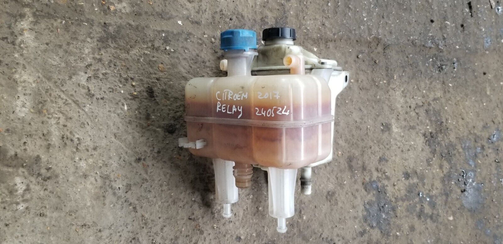 Citroen Relay Peugeot Boxer 2017 2.0 Expansion Bottle