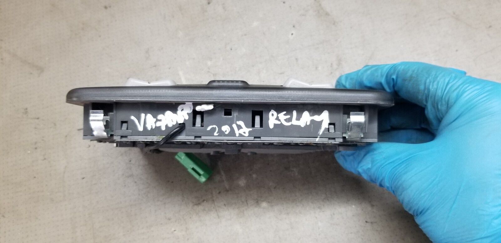 Citroen Relay Peugeot Boxer 2015-2020 Interior Roof Map Reading Light 7355944530 - Image 3