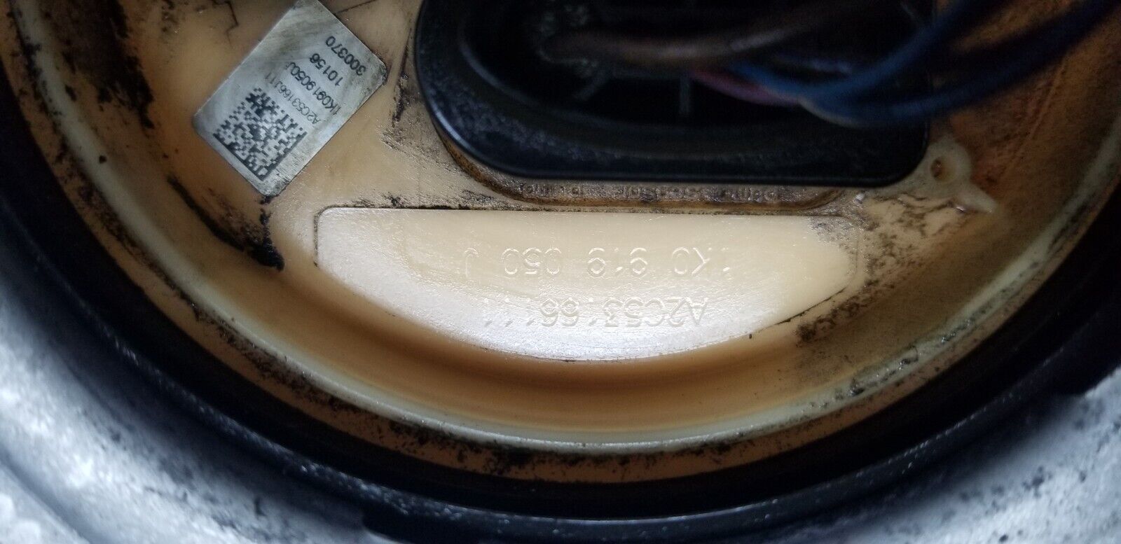 DIESEL FUEL PUMP SEAT LEON 1.6 TDI DIESEL CAY 2008-12 1K0919050J - Image 4