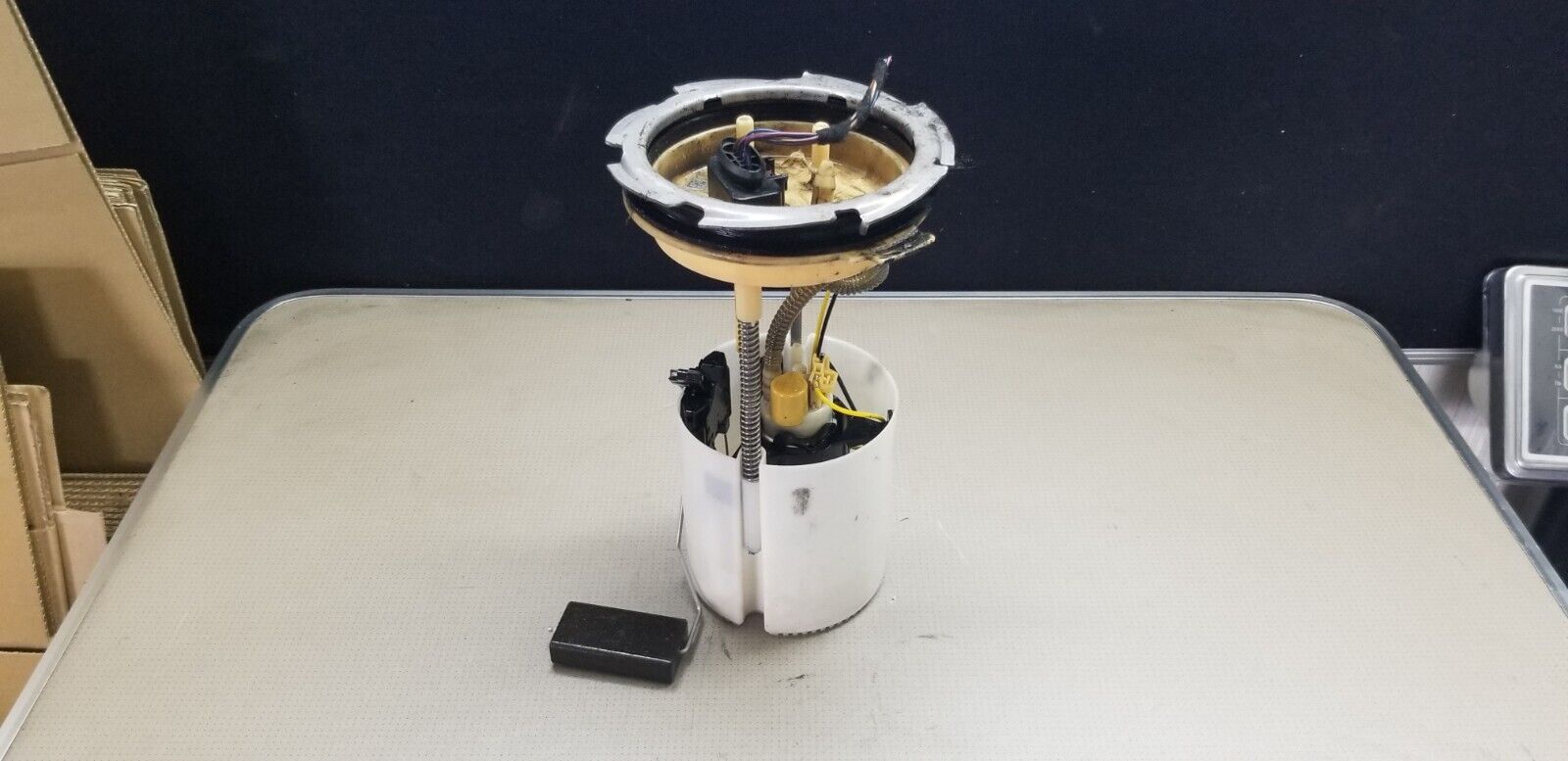 DIESEL FUEL PUMP SEAT LEON 1.6 TDI DIESEL CAY 2008-12 1K0919050J