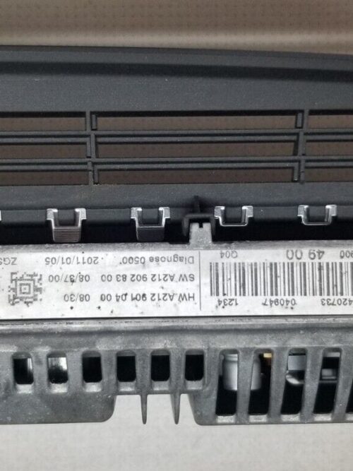 MERCEDES-BENZ E-CLASS LCD Screen Replacement