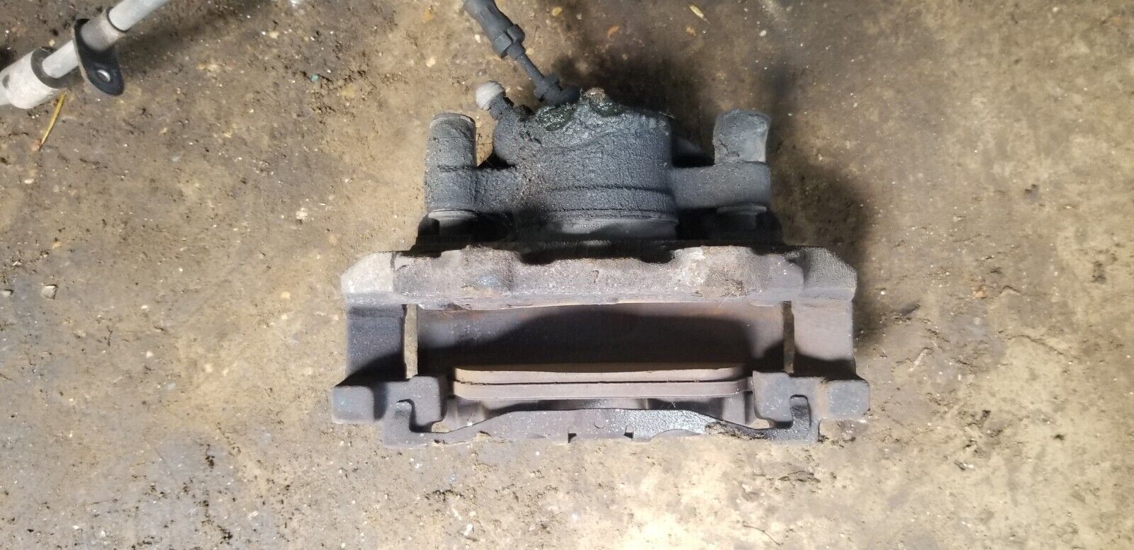 FORD KUGA MK2 2.0 DIESEL BRAKE CALIPER FRONT LEFT PASSENGER SIDE 2016 - Image 4