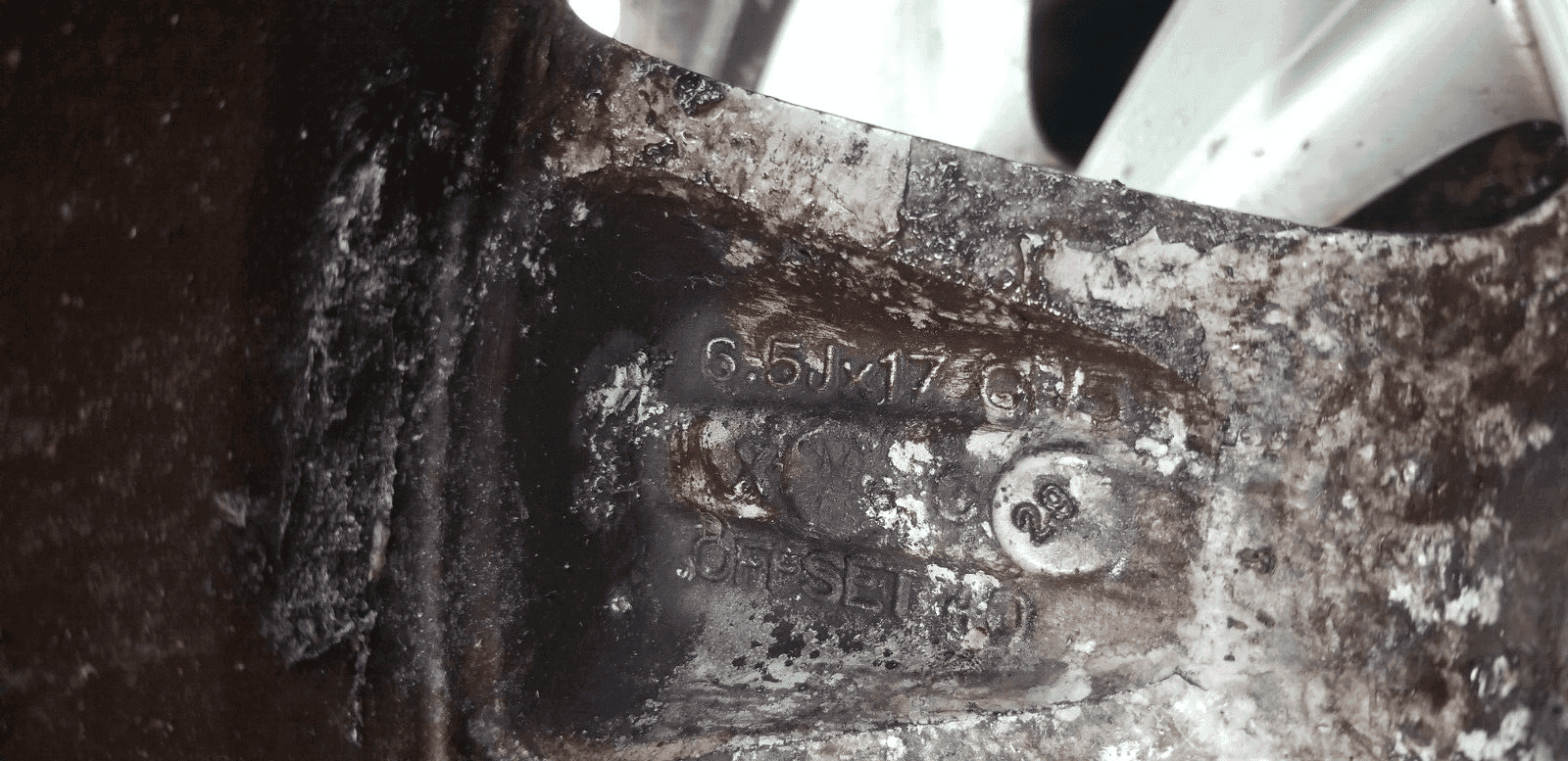 Genuine Nissan Qashqai J11 6.5×17" ET40 Alloy Wheels 40300EY17C and Tyres - Image 13