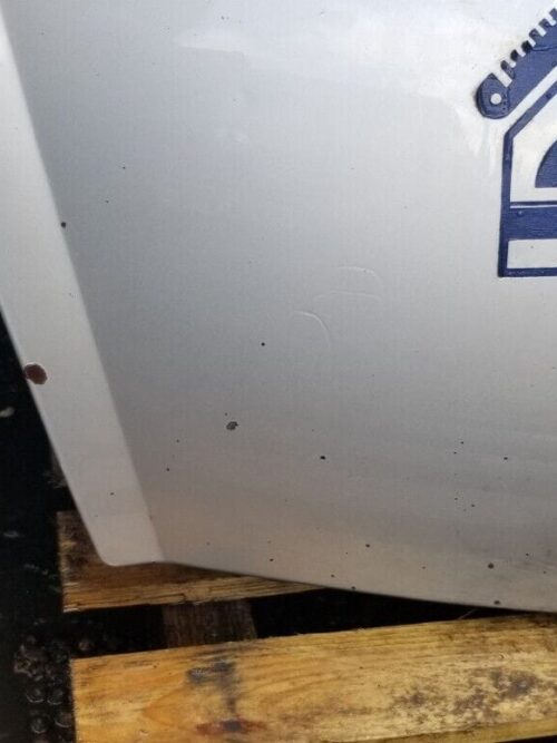 Renault Trafic bonnet panel silver edge area