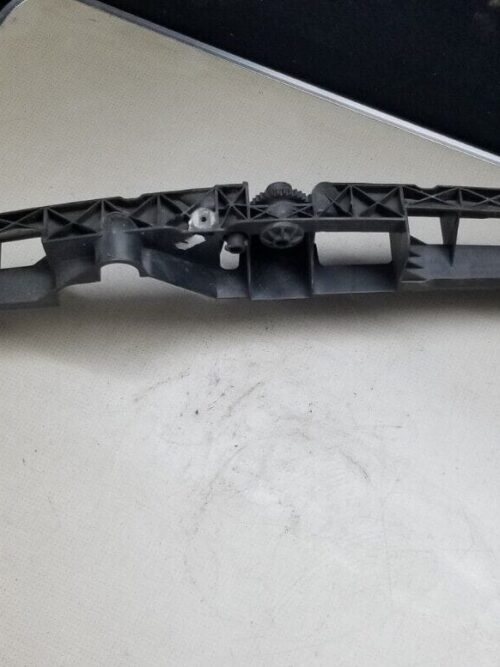 MERCEDES BENZ E-CLASS W212 2014 FRONT GRILL SUPPORT BEAM A2128801403