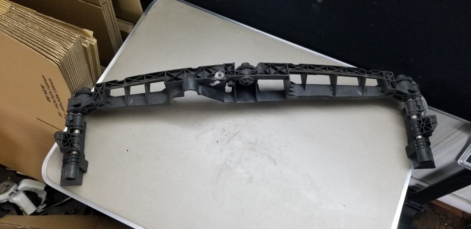 MERCEDES BENZ E-CLASS W212 2014 FRONT GRILL SUPPORT BEAM A2128801403