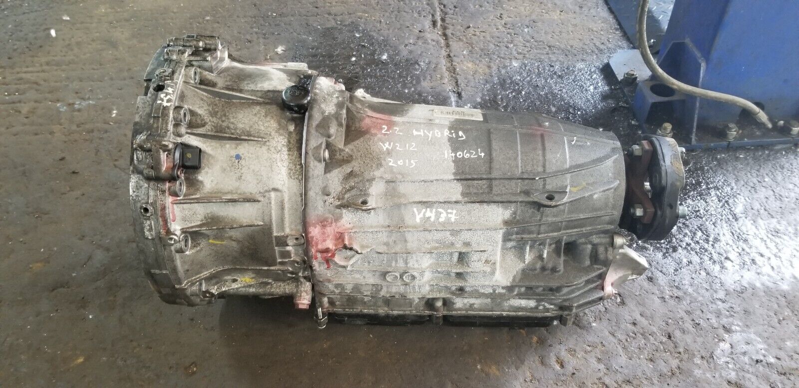 OEM Mercedes Benz Hybrid gearbox R2122711101 top view