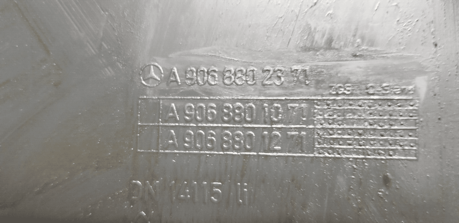 MERCEDES BENZ SPRINTER Mk2 2006-2018 LEFT BUMPER END CAP A9068802371 - Image 4