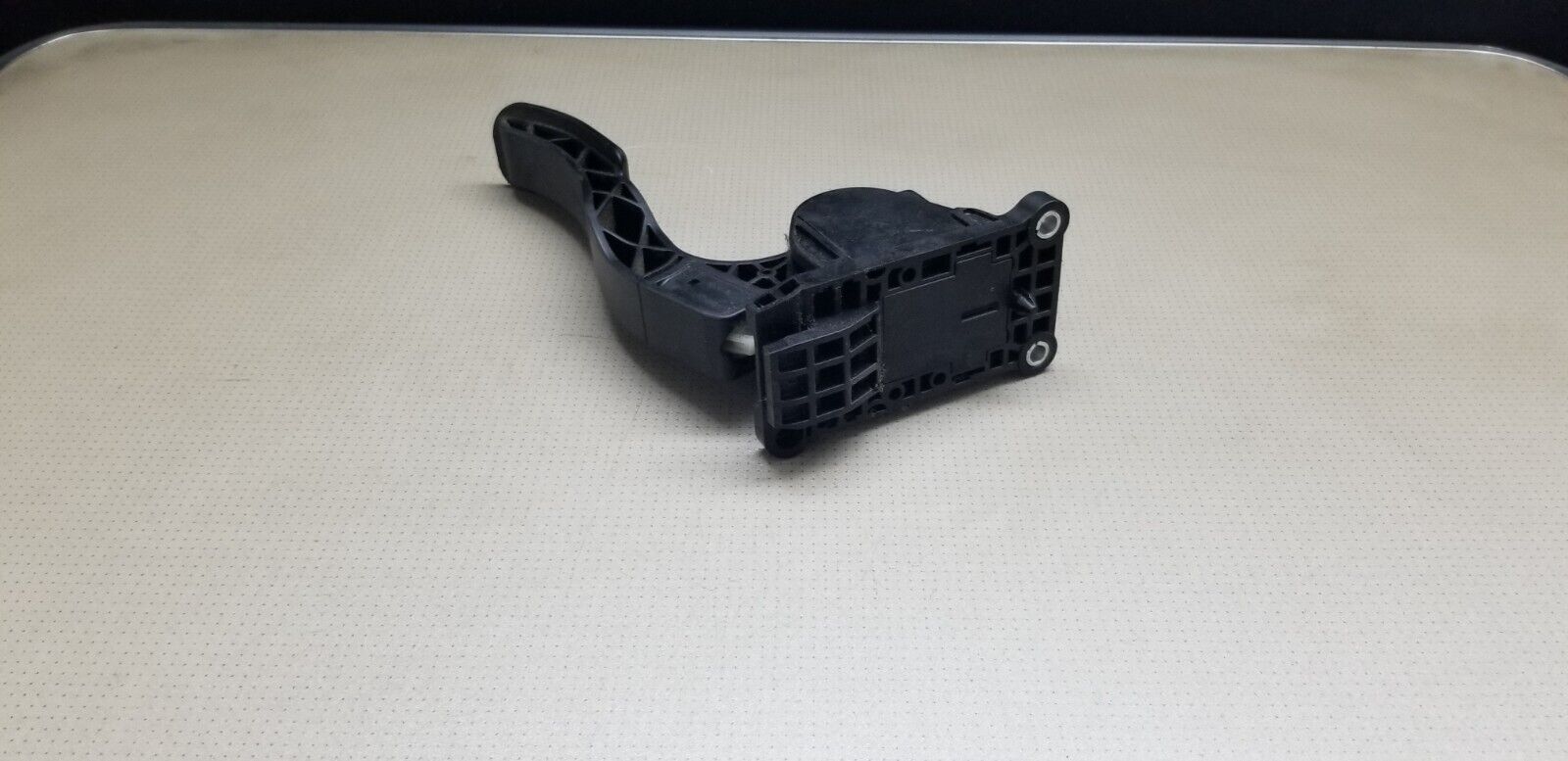 Mercedes Benz Sprinter W906 2014 Throttle Pedal A9063000304 |O - Image 3