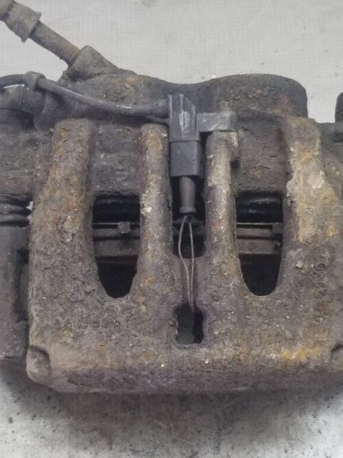 MERCEDES BENZ SPRINTER W906 2014 FRONT LEFT PASSENGER SIDE BRAKE CALIPER