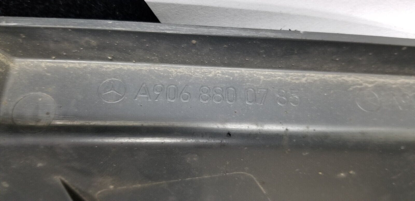 Mercedes-Benz Sprinter W906 Radiator Grille A9068807085 |O - Image 6