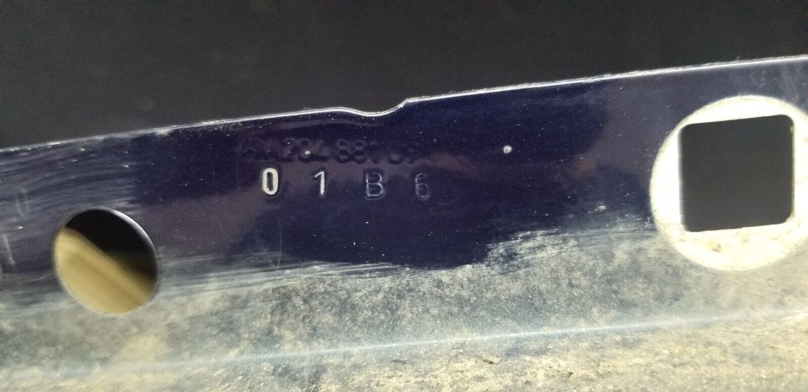 MERCEDES BENZ W204 C CLASS FRONT WING / FENDER LEFT SIDE A2048810901 - Image 9