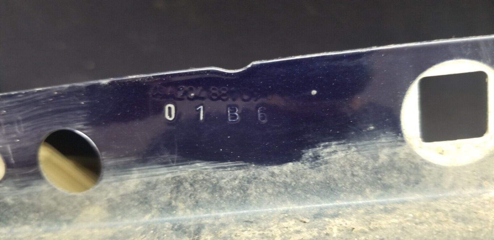 MERCEDES BENZ W204 C CLASS FRONT WING / FENDER LEFT SIDE A2048810901 - Image 10