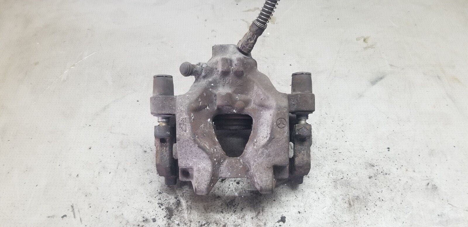 MERCEDES C CLASS C220 PASSENGER SIDE REAR BRAKE CALIPER