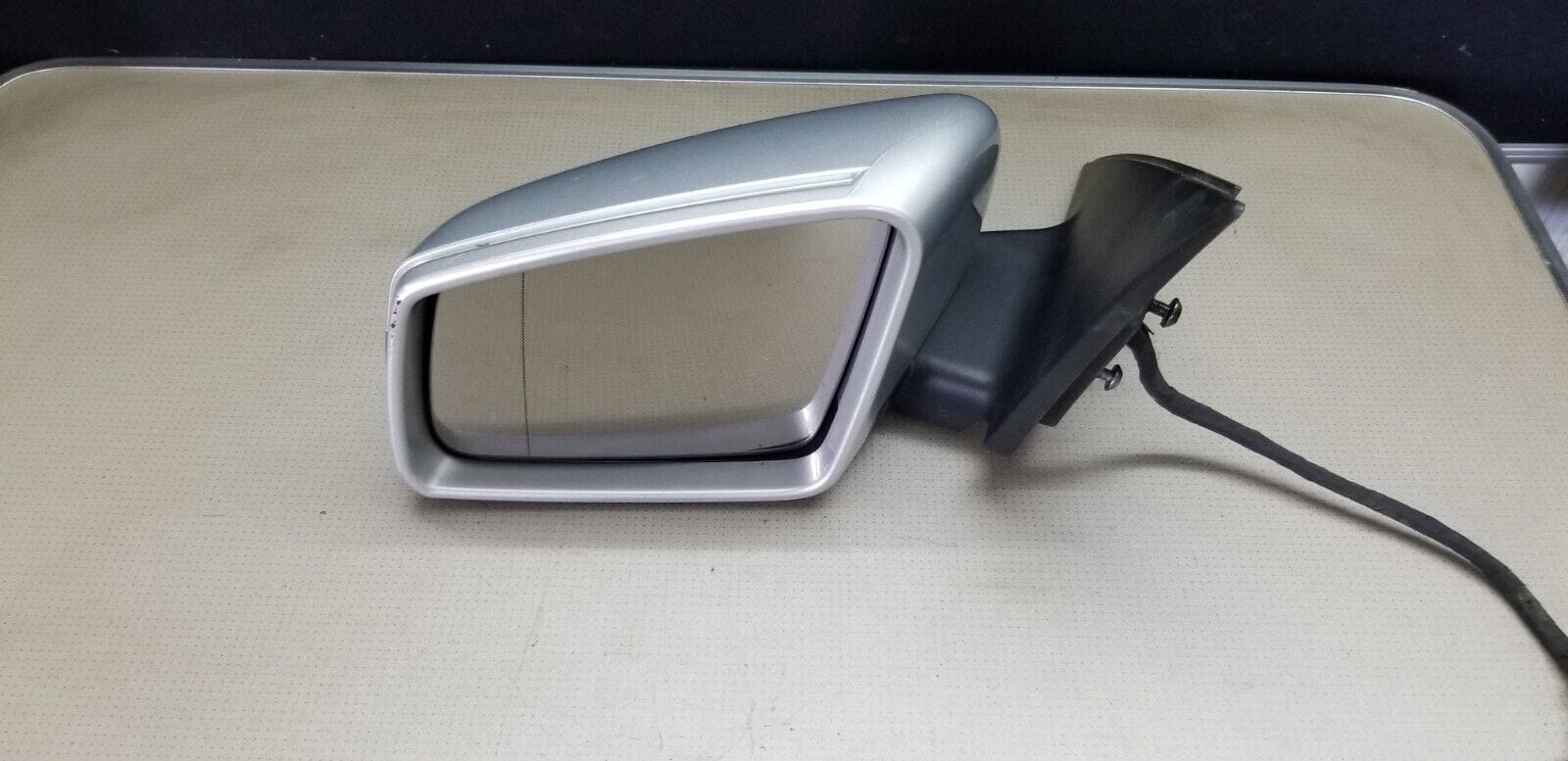 Mercedes Benz C Class 2007–2014 Left Door Wing Mirror A2048107193