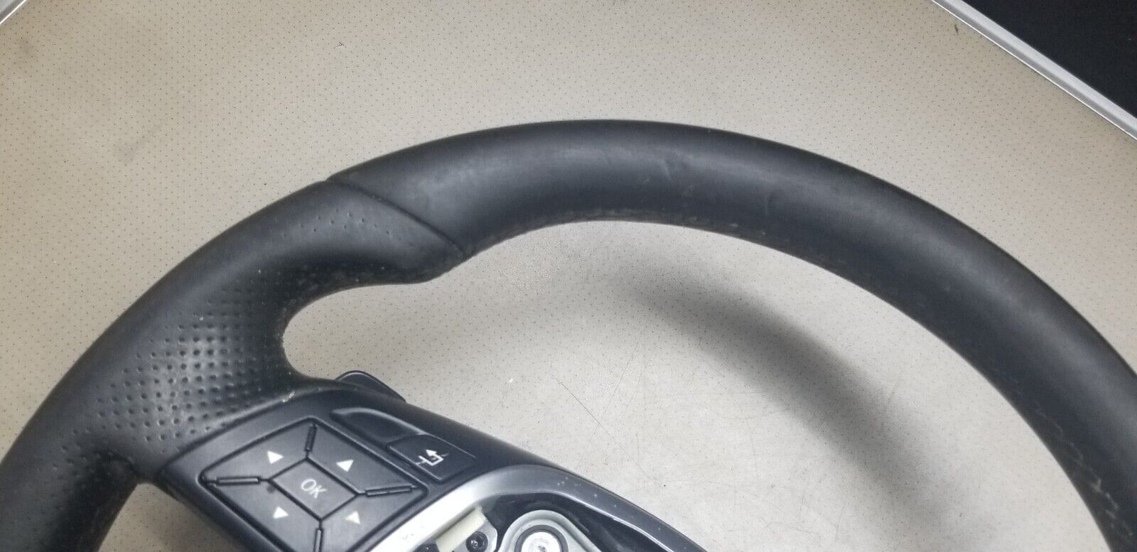 Mercedes Benz E Class Steering Wheel A21846006189E38 09-16 |O - Image 3