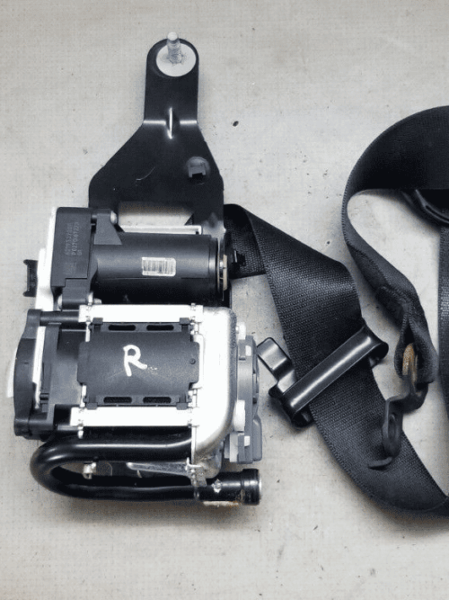 Genuine Mercedes E Class W212 driver seat belt 2015