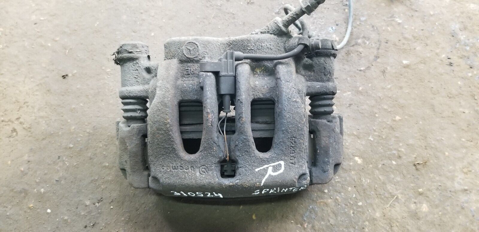 Mercedes Sprinter Brake Caliper Right Front 2.1 Diesel 2015 |O