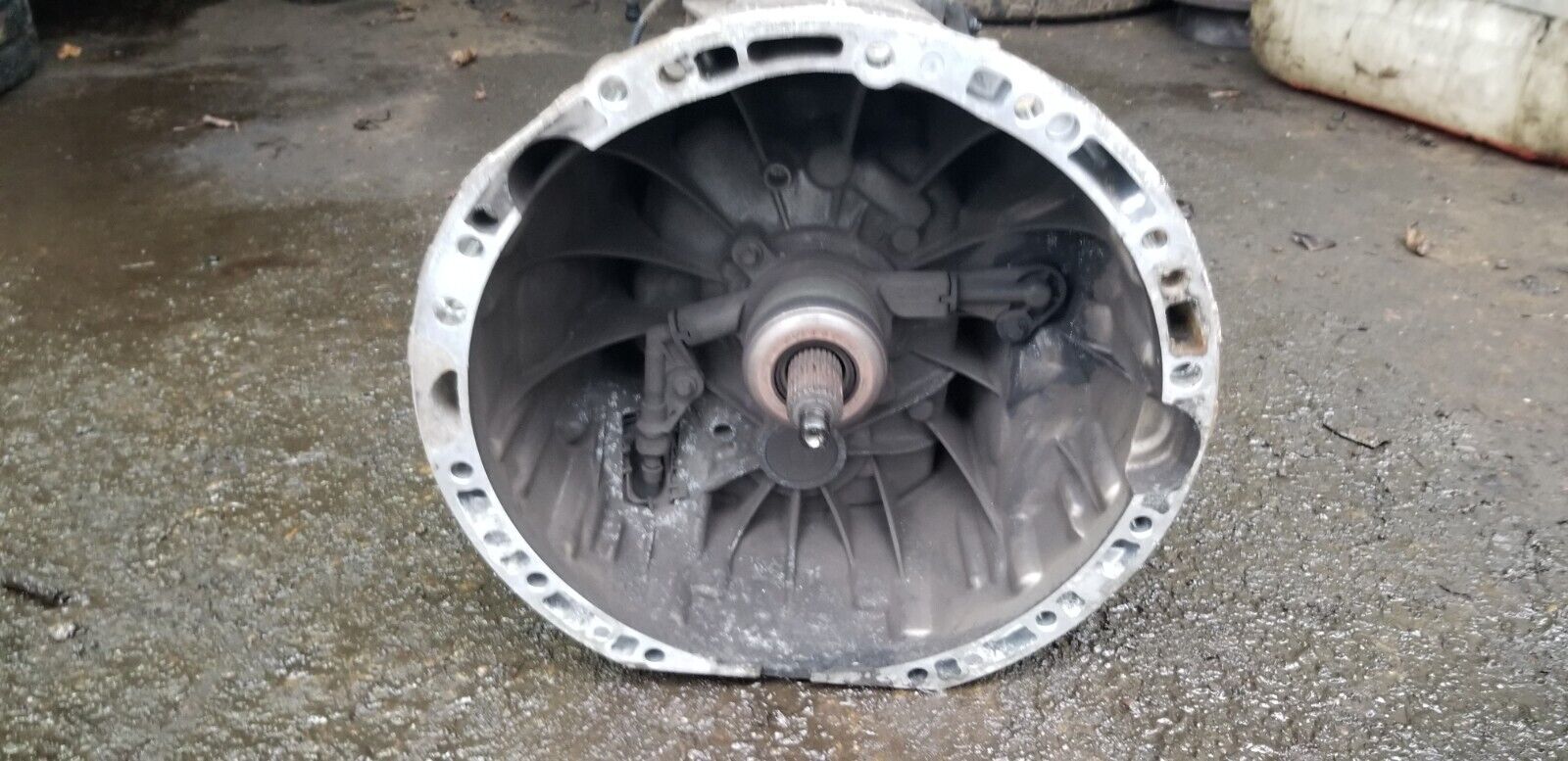 MERCEDES SPRINTER GEARBOX 6 SPEED MANUAL 2.1 DIESEL A9062607300 W906 2014 - Image 6