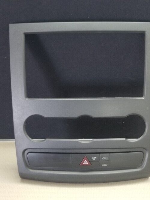 Mercedes Sprinter Heater Control Stereo Centre Surround Trim 07-18 A9066800017 |O