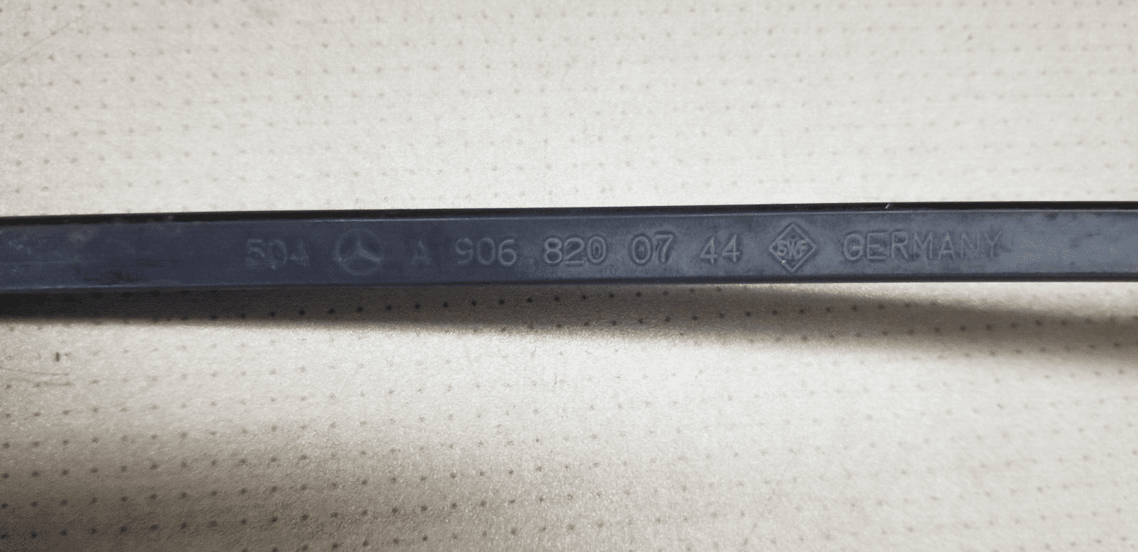 MERCEDES SPRINTER VW CRAFTE DRIVER SIDE WIPER ARM GENUINE 2008-18 A9068200744 - Image 4