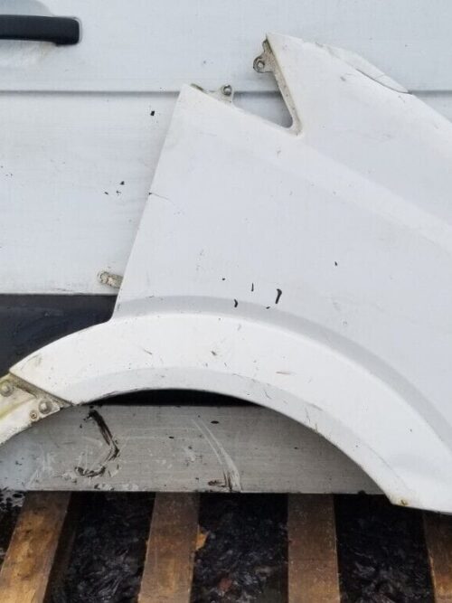 MERCEDES SPRINTER W906 FRONT DRIVER SIDE WHITE WING/FENDER 2007-2013