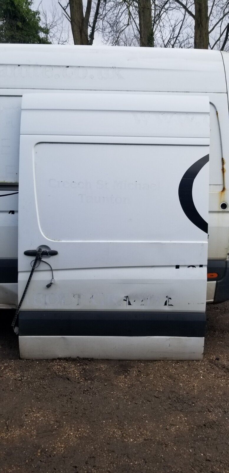 MERCEDES SPRINTER W906 PASSENGER SIDE SLIDING DOOR 2006 -2018
