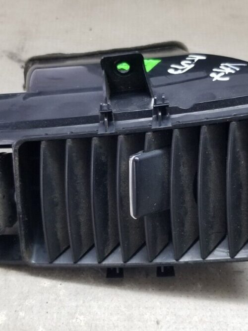 Mercedes Benz Sprinter W906 Passengers Side Left Centre Dash Air Vent Ns 2007 - 2018