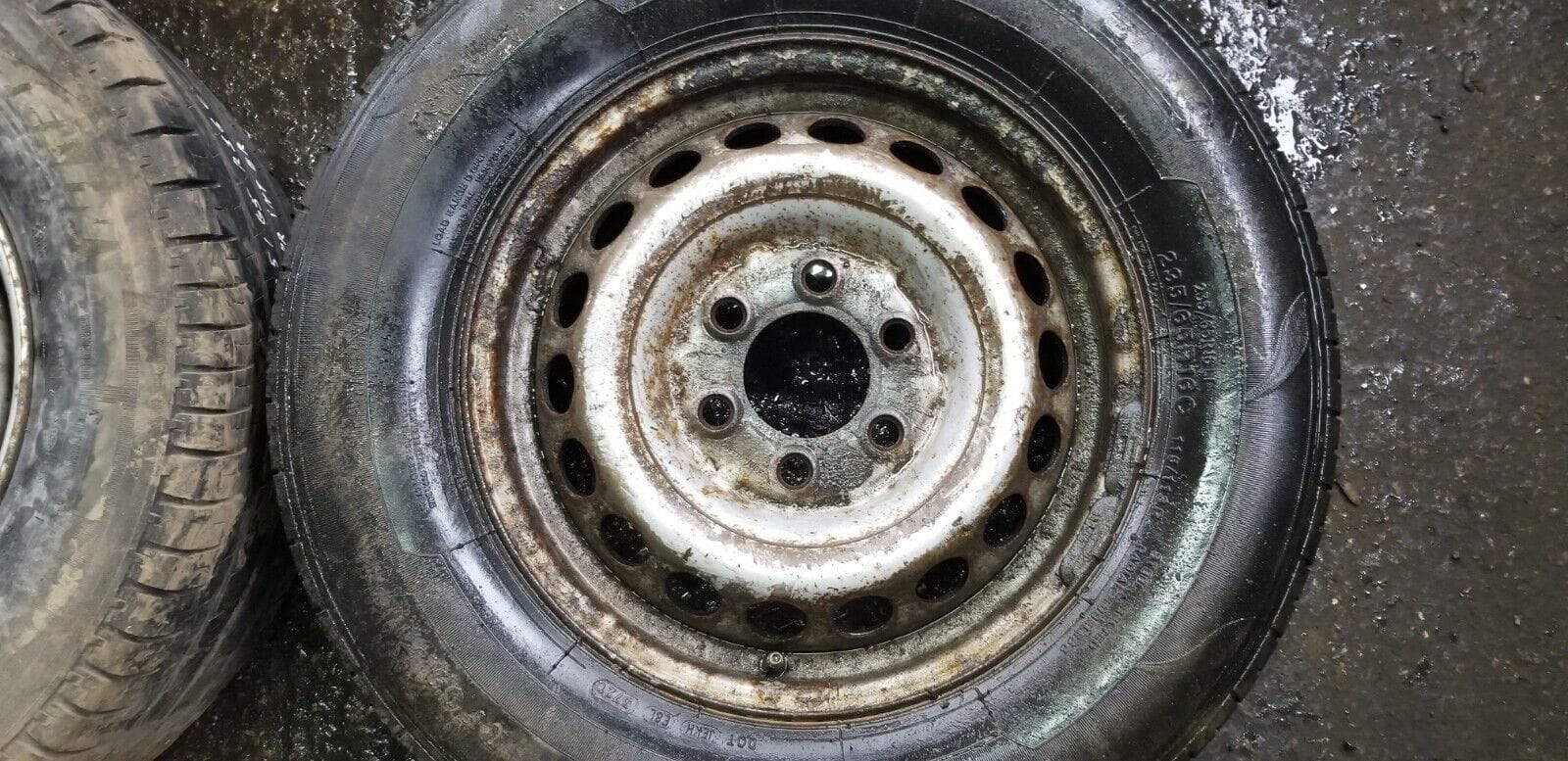 Mercedes Sprinter 16 Inch Steel Wheels and Tyres 235/65 R16C A0014014802 - Image 6