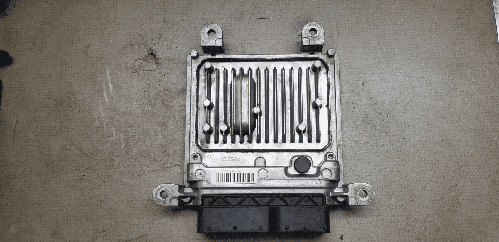 Rear housing view of engine control unit A6519007401 Mercedes