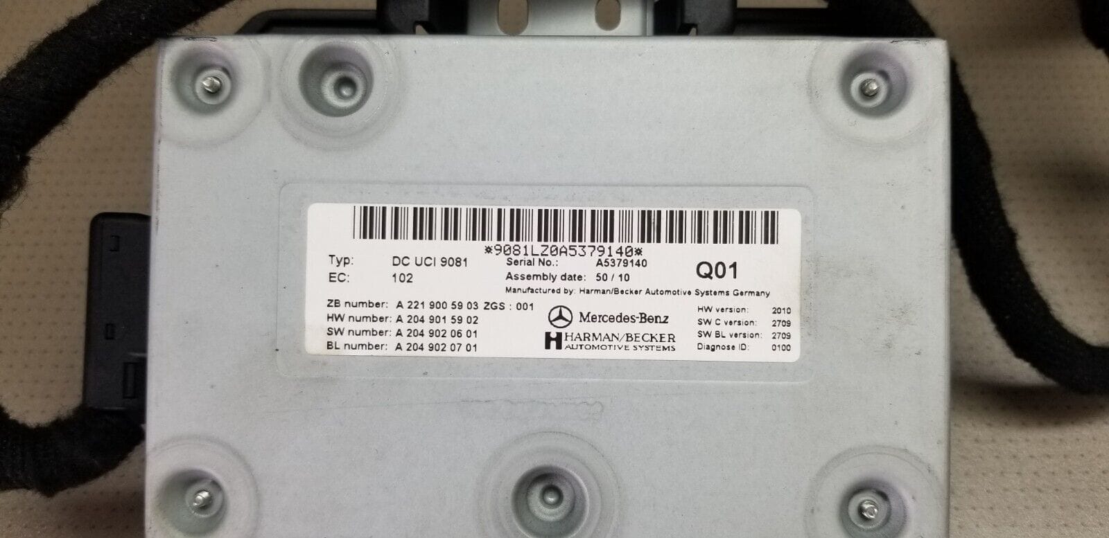 Mercedes W212 Media Interface Control Unit Module Multimedia A2219005903 - Image 3