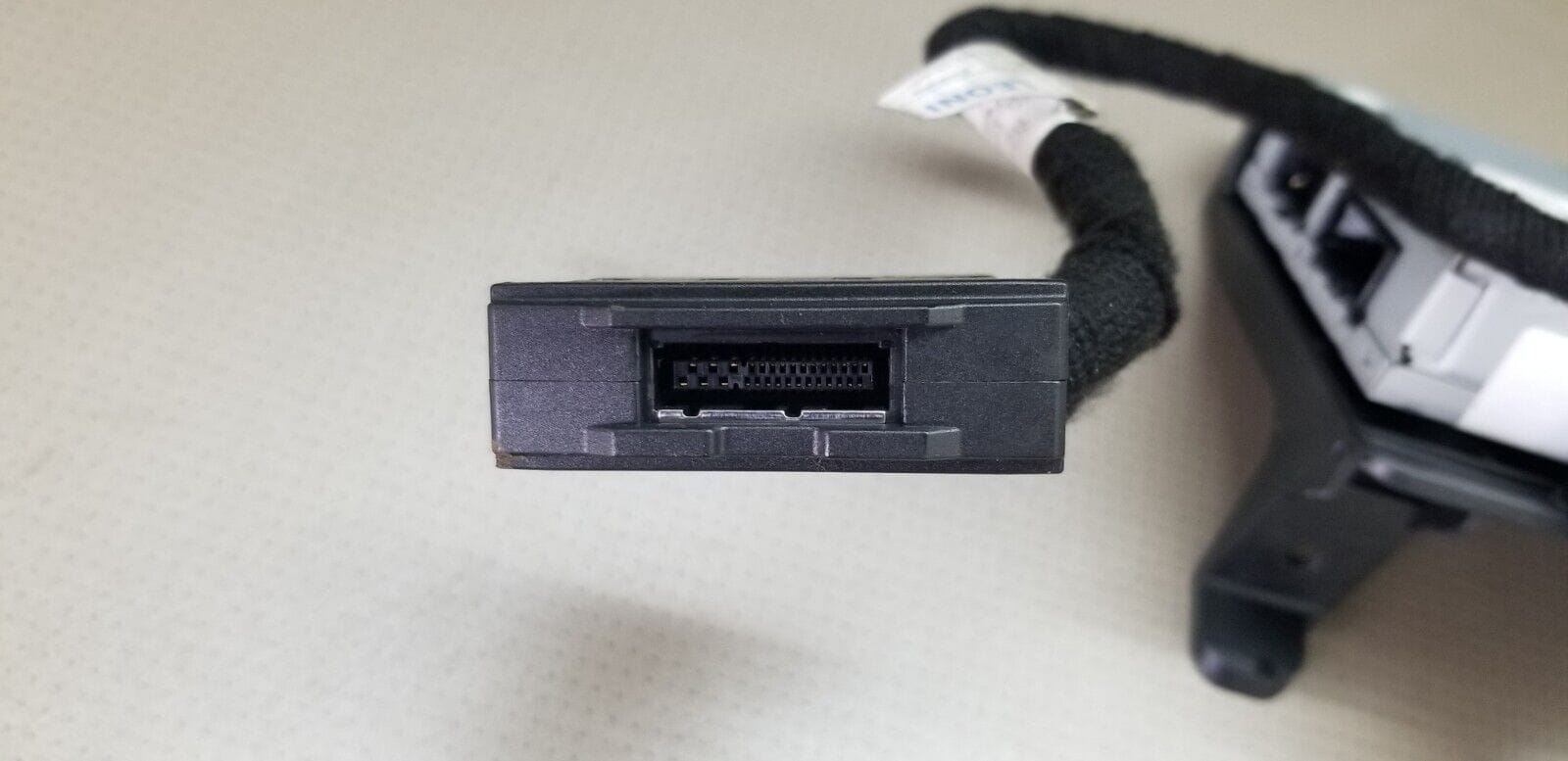 Mercedes W212 Media Interface Control Unit Module Multimedia A2219005903 - Image 5