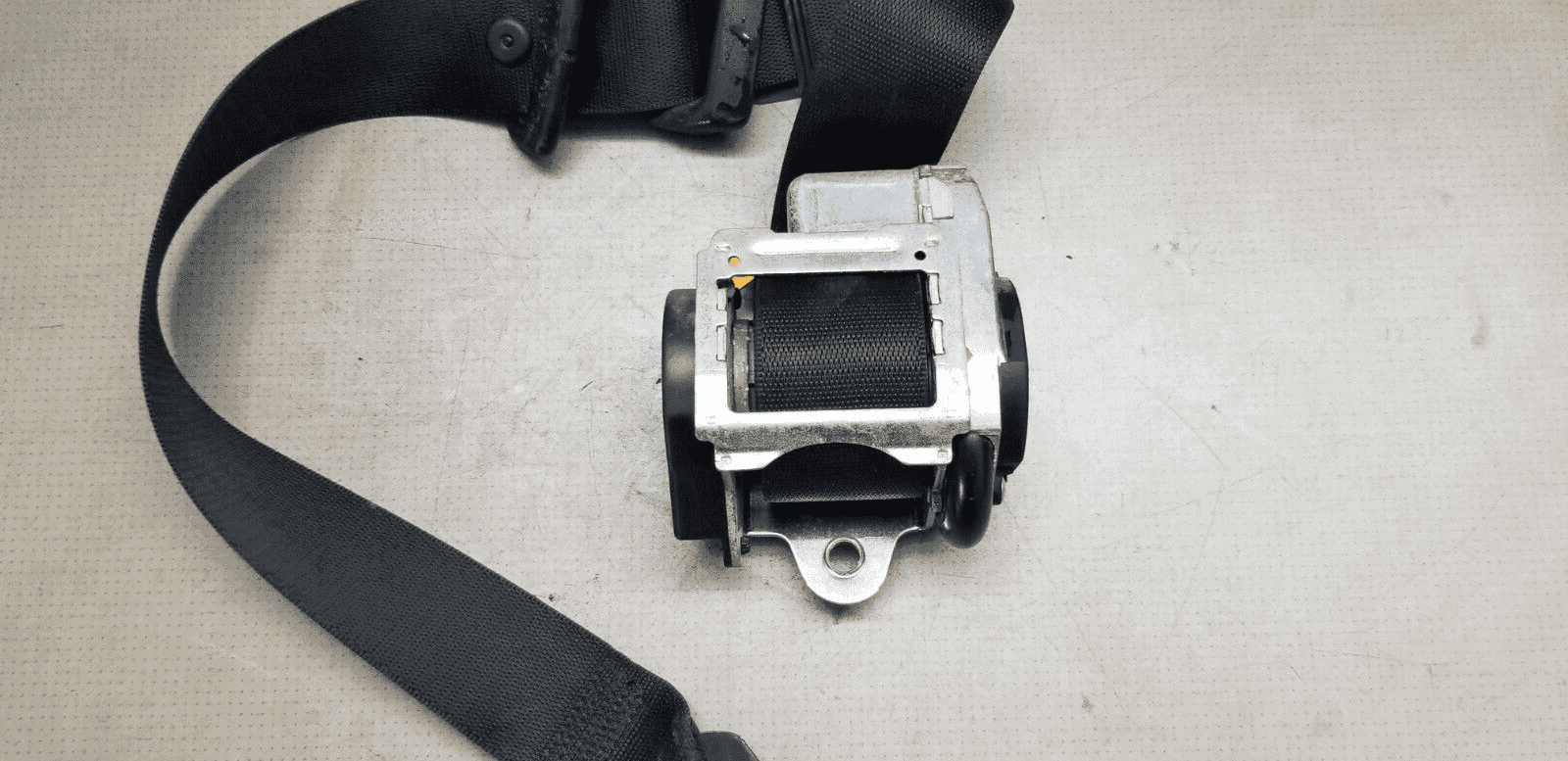 Close-Up of Mercedes A9068600485 Seat Belt Buckle