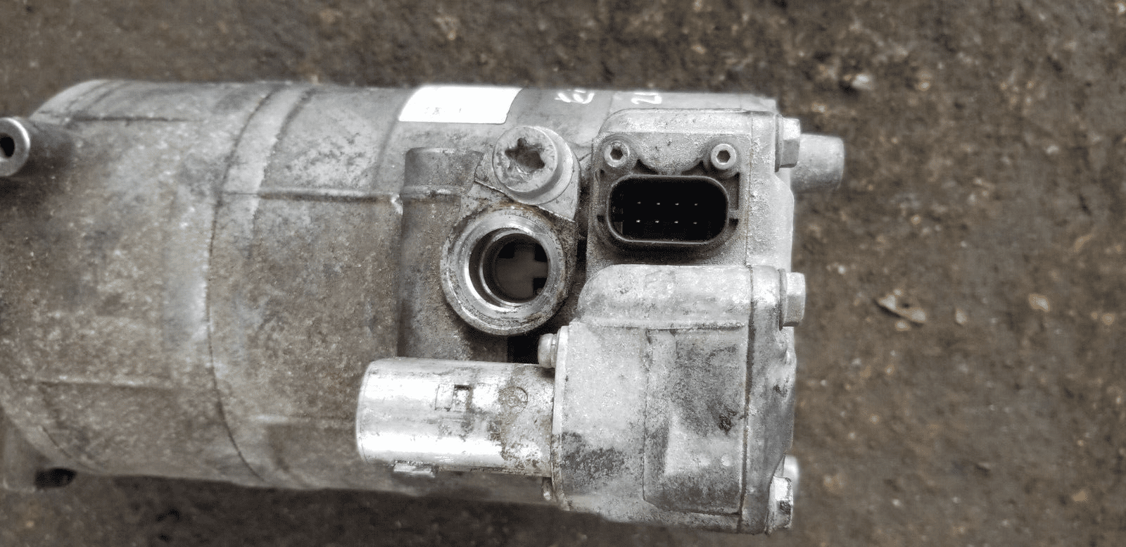 Mercedes-benz E300 Amg Hybrid W212 2013 2143 Air Con Compressoer Pump A0038301660 - Image 5