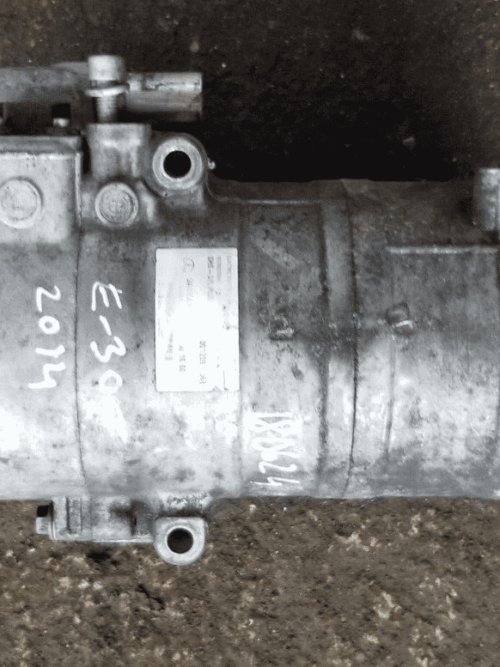 Mercedes-benz E300 Amg Hybrid W212 2013 2143 Air Con Compressoer Pump A0038301660