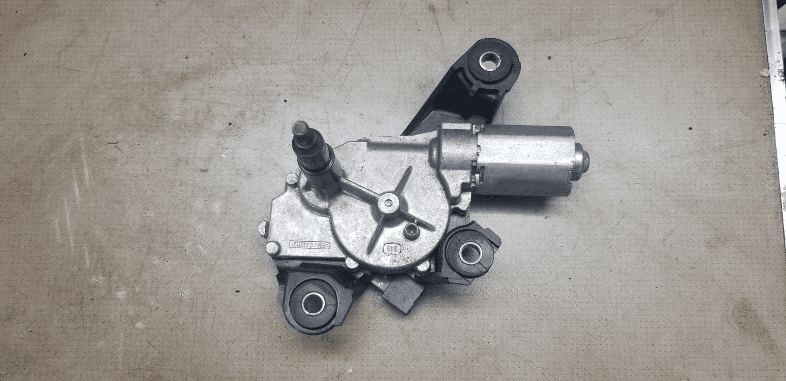 NISSAN QASHQAI 06-14 Year Mk1 Rear Wiper Motor 28710JD000