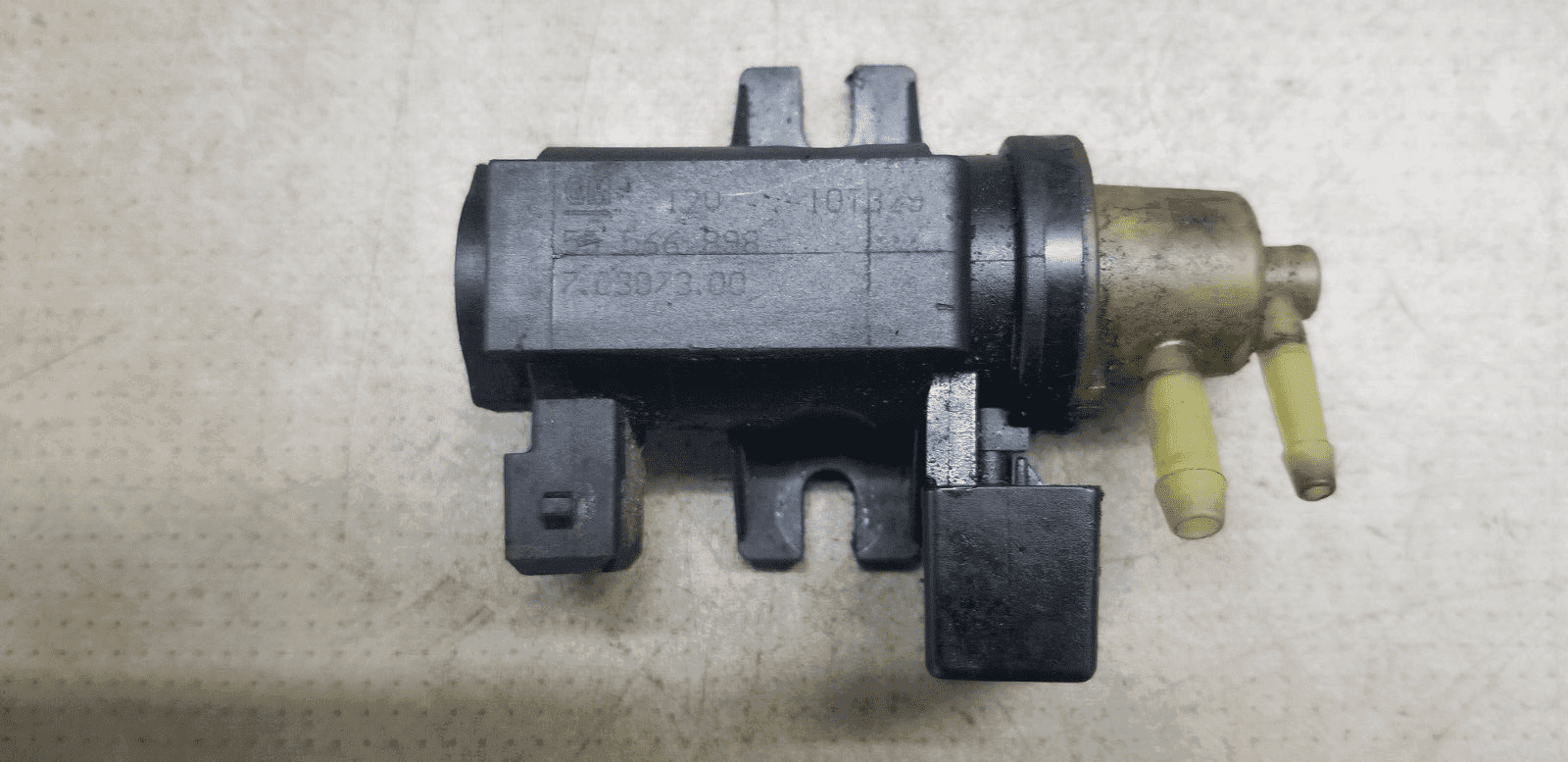 Pressure converter, turbocharger PIERBURG 7.03073.00