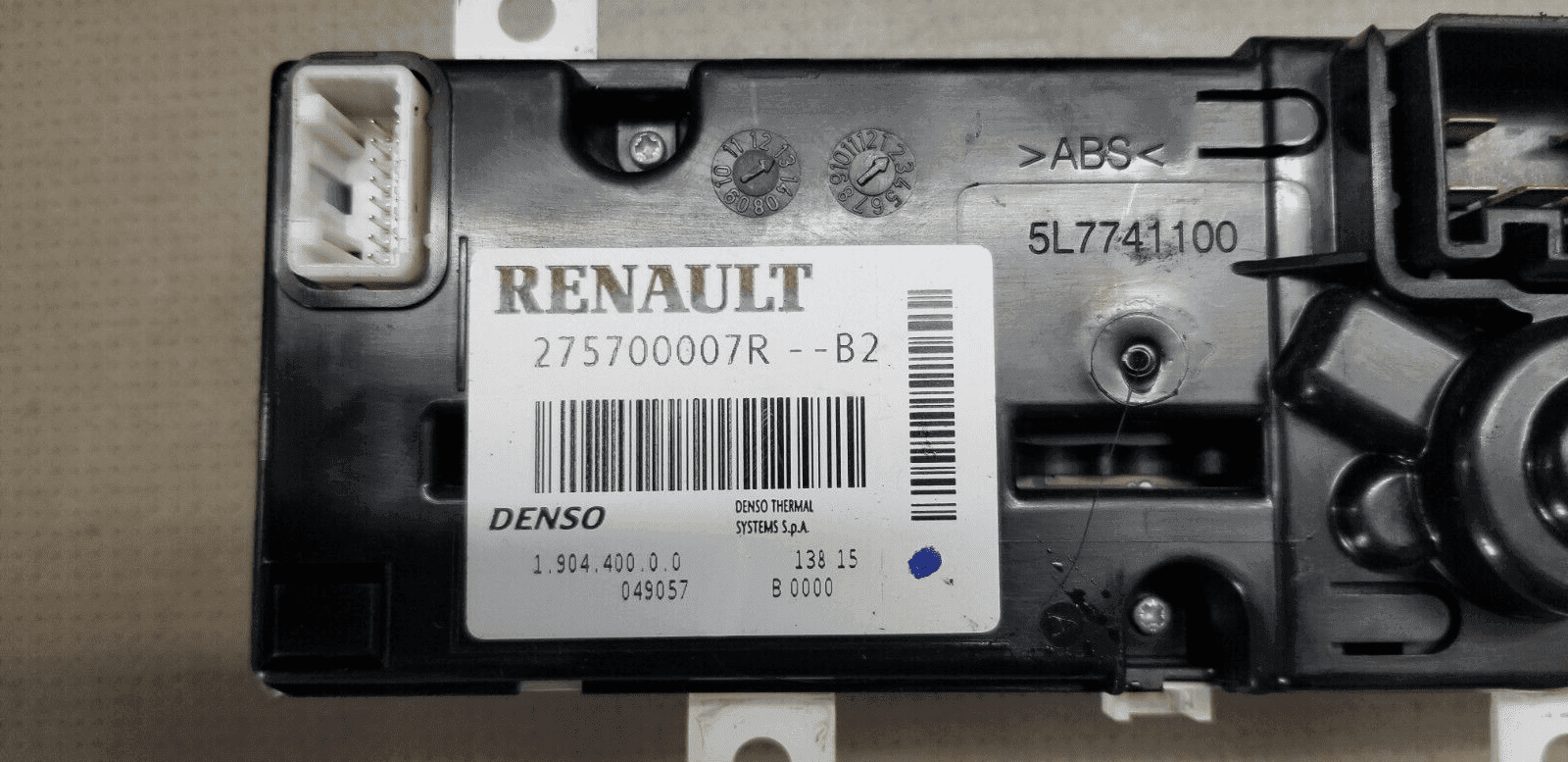 RENAULT MASTER CLIMATE CONTROL PANEL 275700007R 2.3L DIESEL MANUAL FWD 2015 - Image 4