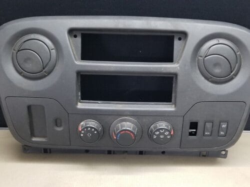 RENAULT MASTER Radio Surround Trim 2015 & Heater Control Mk3 682600025R