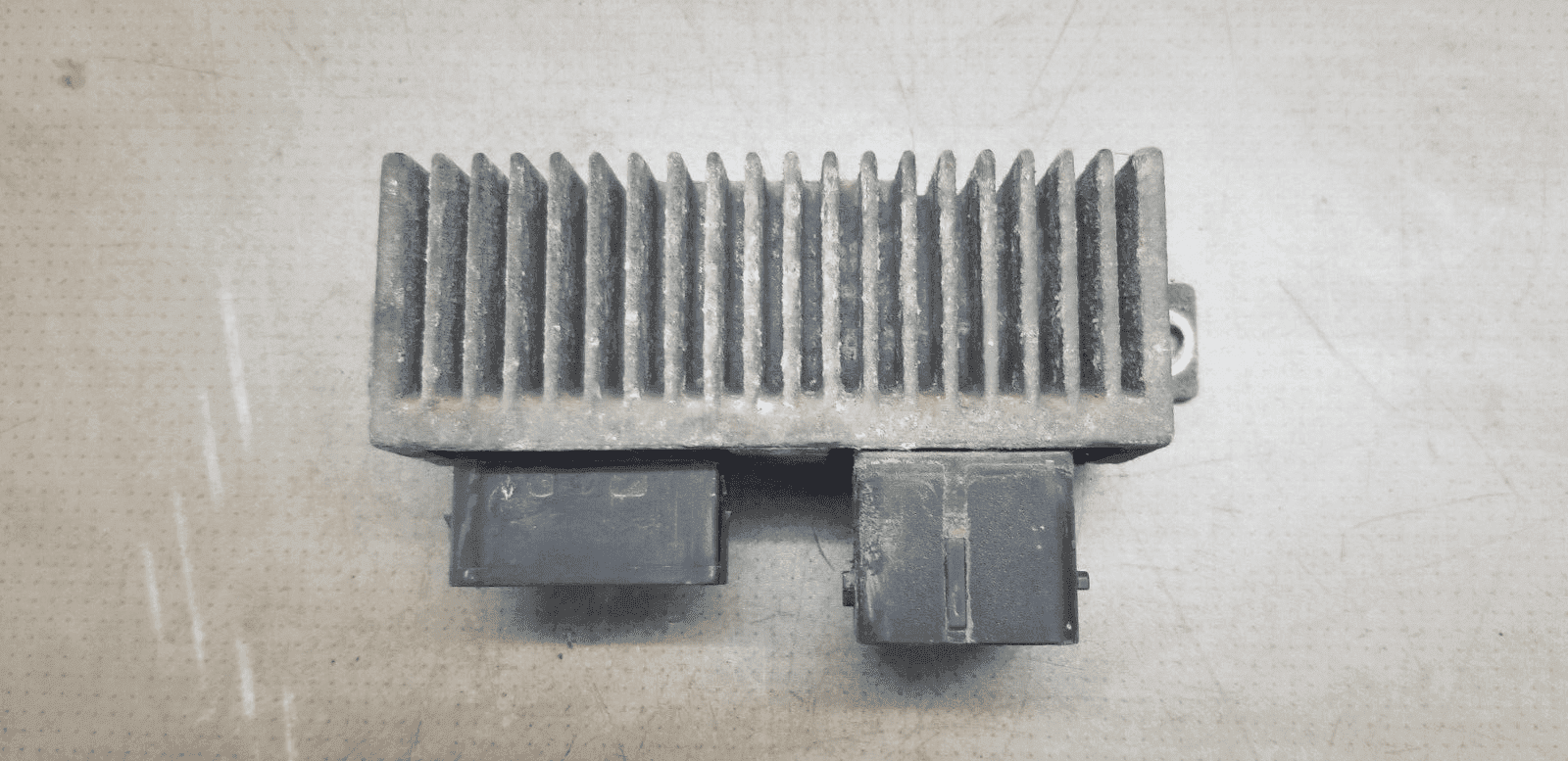 Renault Master 2.3 Mk3 Glow Plug Relay 8200558438-A 2015 - Image 3