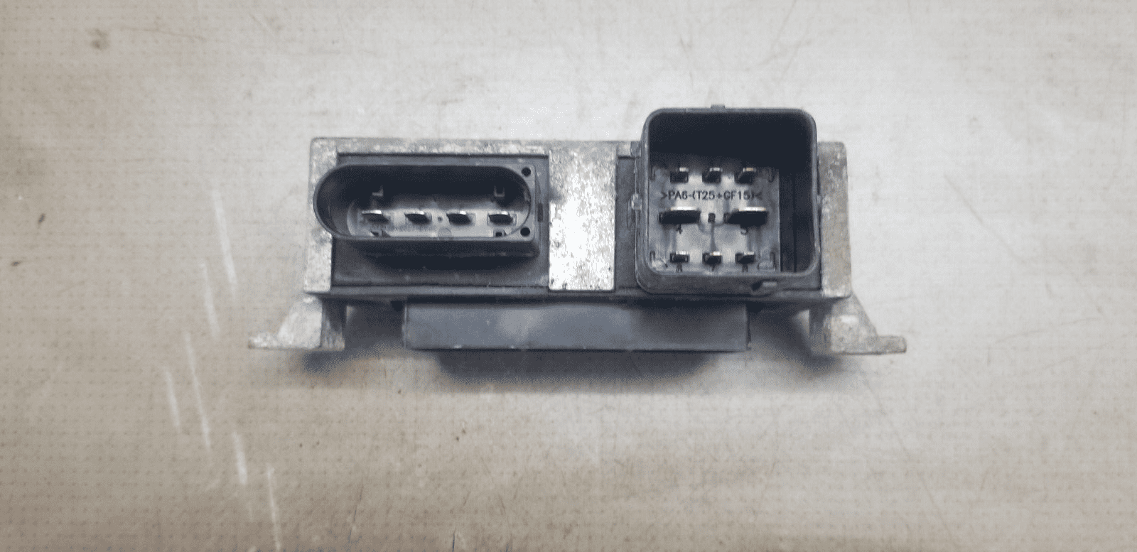 Renault Master 2.3 Mk3 Glow Plug Relay 8200558438-A 2015 - Image 4