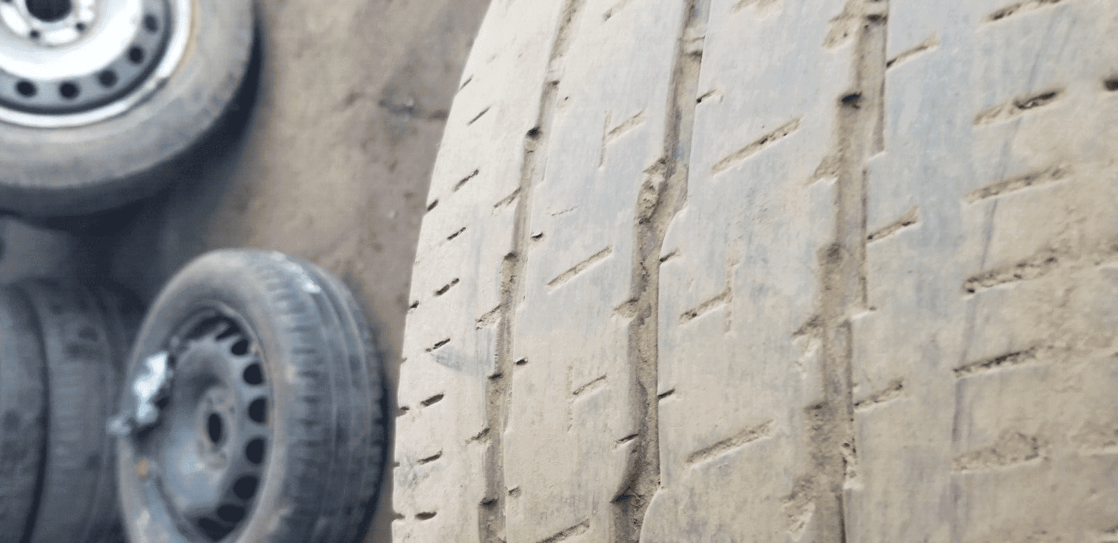 Renault Master / Vauxhall Movano MK3 16" Steel Wheel And Tyre 215/65R16C |O - Image 9