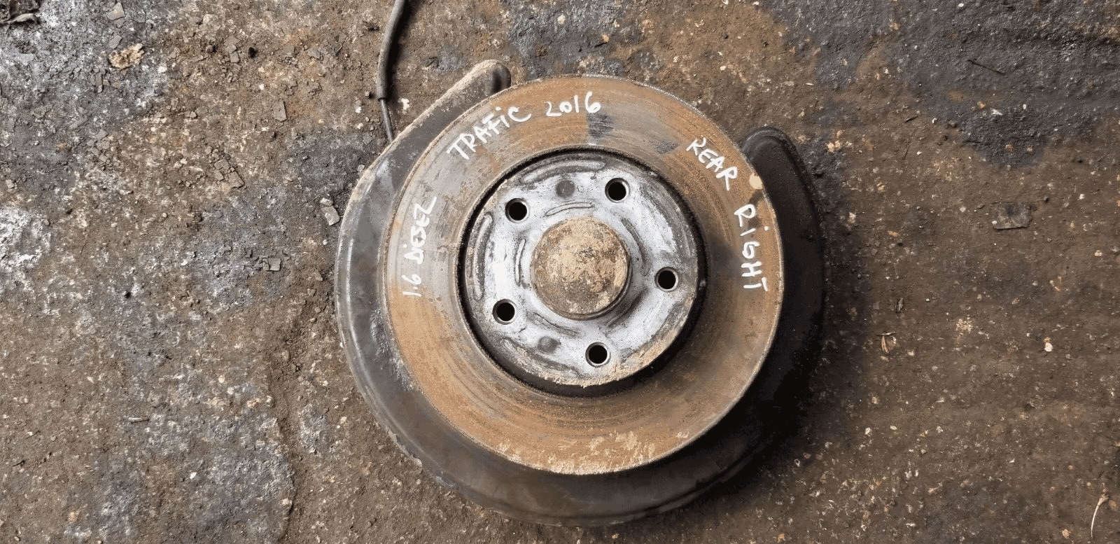 Renault Trafic 2016 Wheel Bearing Hub Rear Driver Side |O