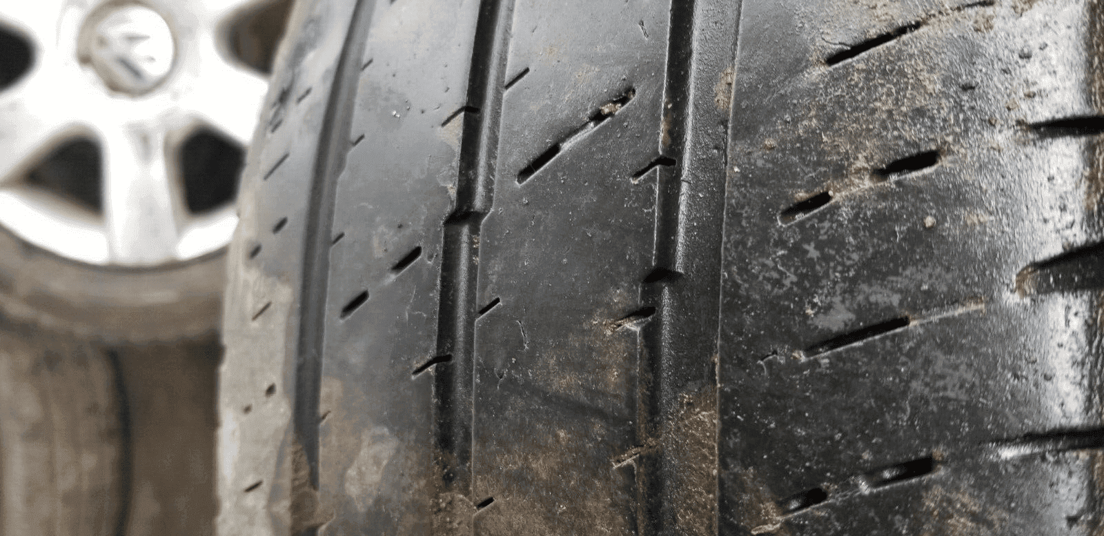 RENAULT TRAFIC STEEL WHEEL & TYRE - 215/65/R16C - Image 6