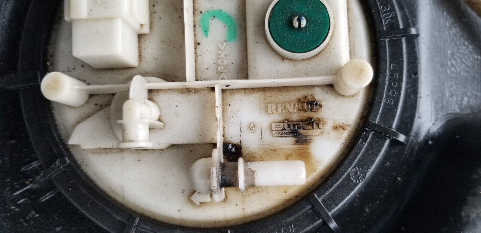 Renault Trafic Vivaro 2014 Fuel Tank Diesel 8200585808 |O - Image 3